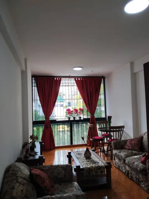 En Venta Hermoso Apartamento Ubicado En Los Palos Grandes. (r.o)