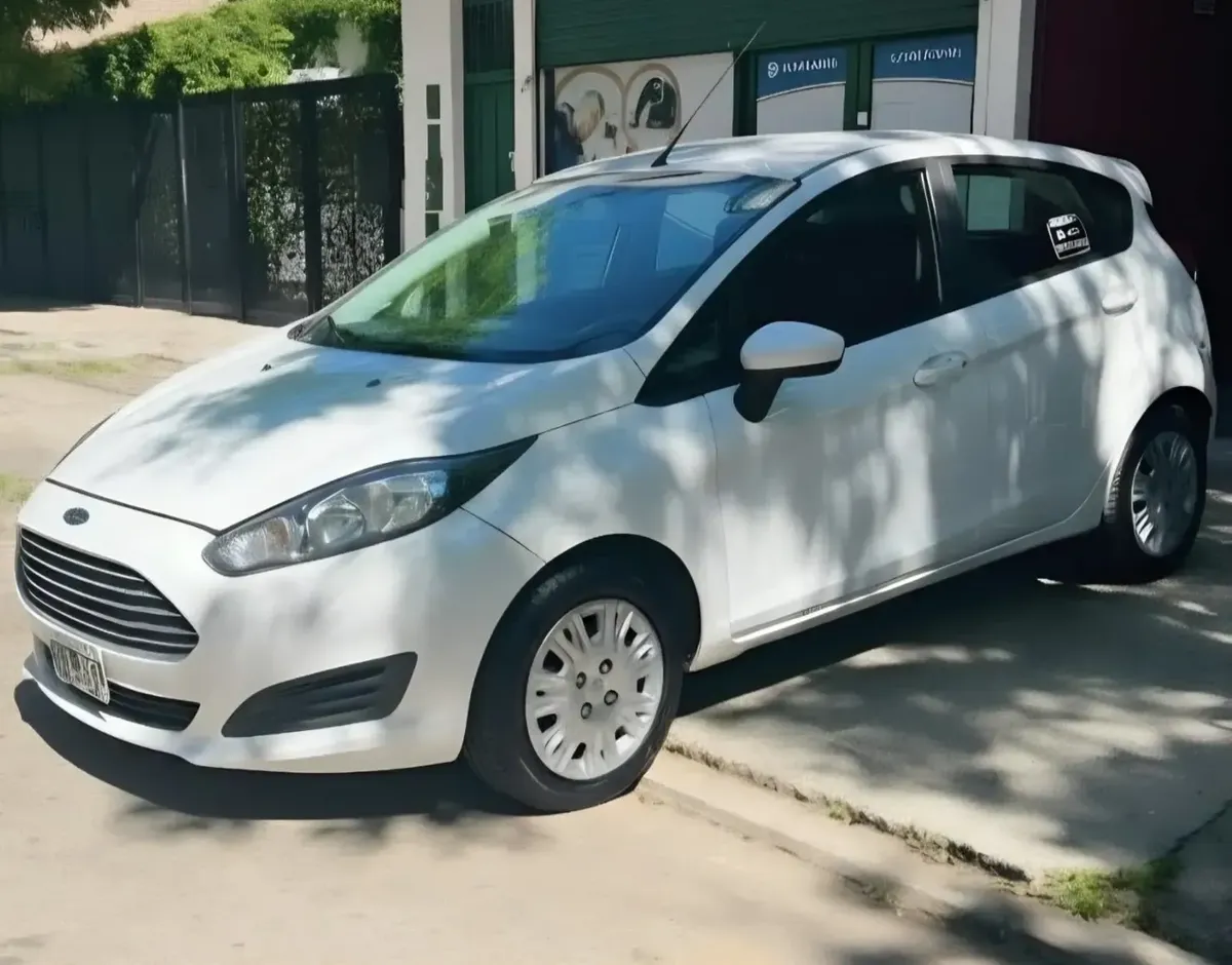 Ford Fiesta S 2015