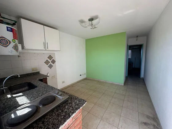 Departamento Dos Ambientes Con Cochera En Venta En Matheu