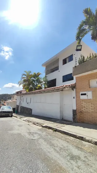 Hermosa Quinta En Venta Santa Sofía