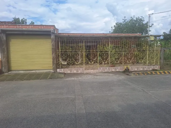 Se Vende Casa