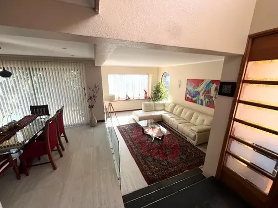 Espectacular Casa Remodelada, En Condominio