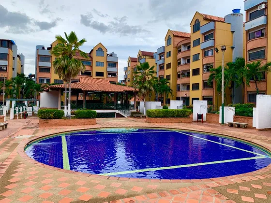 Alquiler De Habitaciones Damas-ca Poblado De San Diego. (nc)