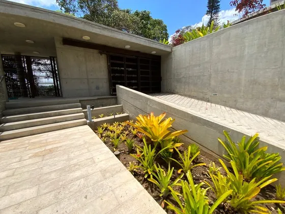 Edificio En Venta Urb. Chulavista C-19762