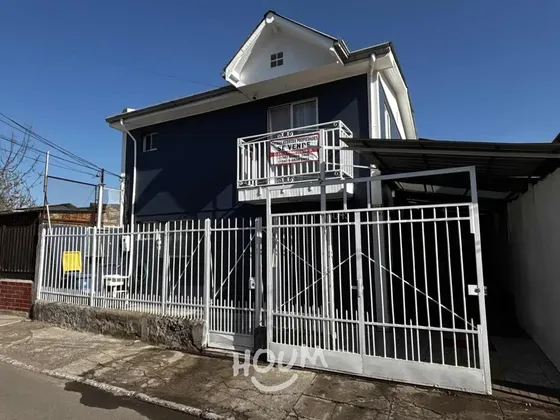 Amplia Casa En Grum Espino, A Pasos Del Metro Vicente Valdés