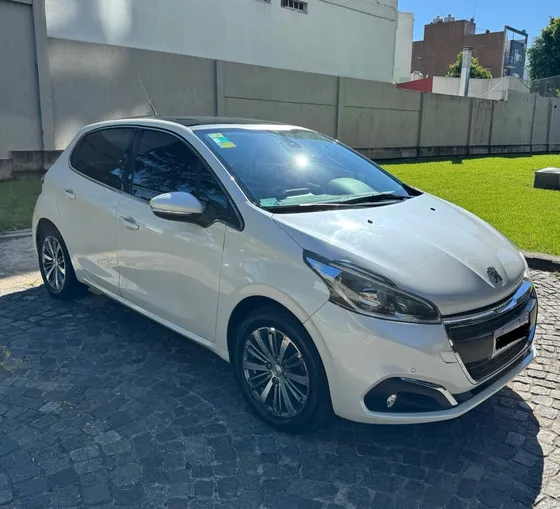 Peugeot 208 1.6 Feline Pack Cuir