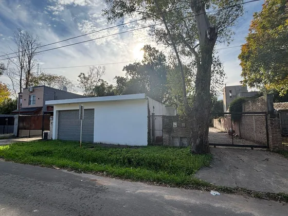 Local Comercial En Venta En Garin Centro