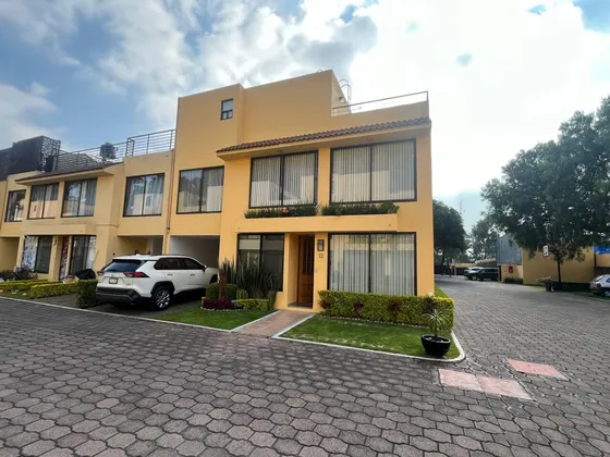Casa En Calzada De Tlalpan 3400