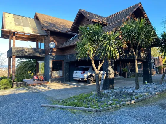 Vende Maravillosa Casa, Condominio Cerrado, Lomas Del Carmen