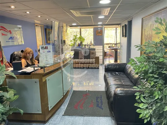 Oficina En Venta En Providencia Excelente