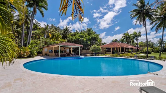 Us$243k Apartamento De 3 Hab. 5min De Playa Doarad En Comunidad Con Vista Al Mar Y A La Montaña