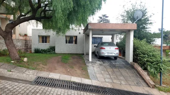 Venta Casa 3 Dormitorios En Housing - Villa Allende
