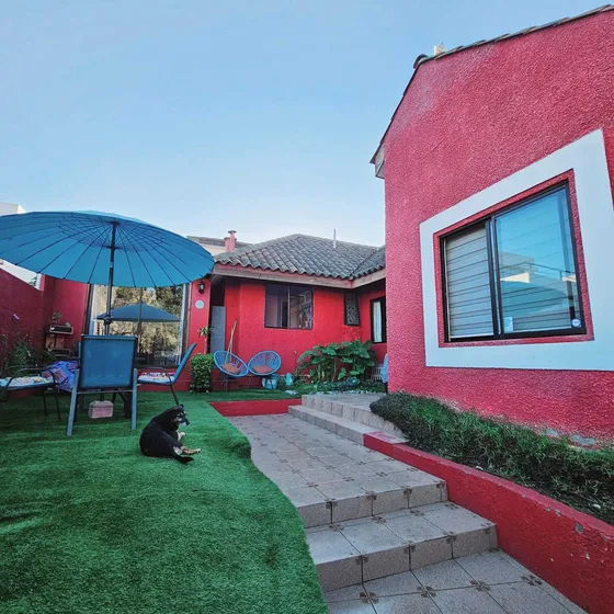 Amplia Casa Familiar Con Encanto Único 444 M² (103142)