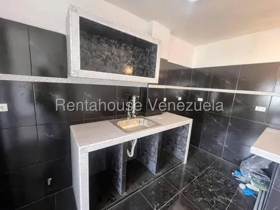 Apartamento En Venta La Morita Ii Urb Barbara Suites Maracay 27-2802 Avel