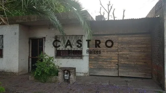 Casa  En Venta Ubicado En Merlo,  G.b.a. Zona Oeste