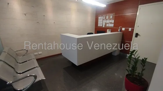 Oficina Compartida En Alquiler - Plaza Venezuela -  Abc Mls# 25-12522
