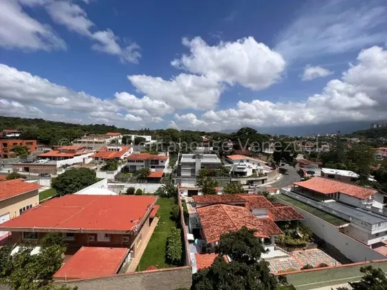 Venta Exclusiva Casa En Cumbres De Curumo De 900 Mts2 Grandes Espacios 1397-7 Wh.-