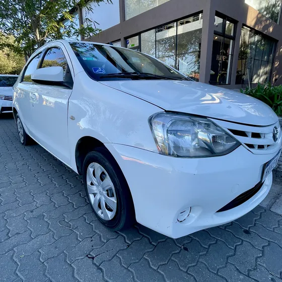 Toyota Etios 1.5 Sedan Xs