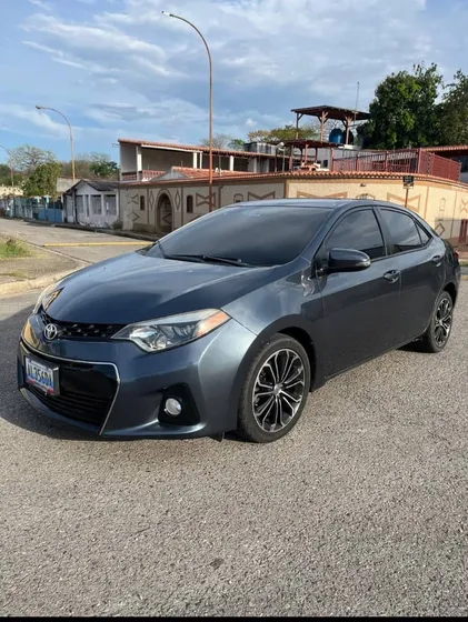 Toyota Corolla S