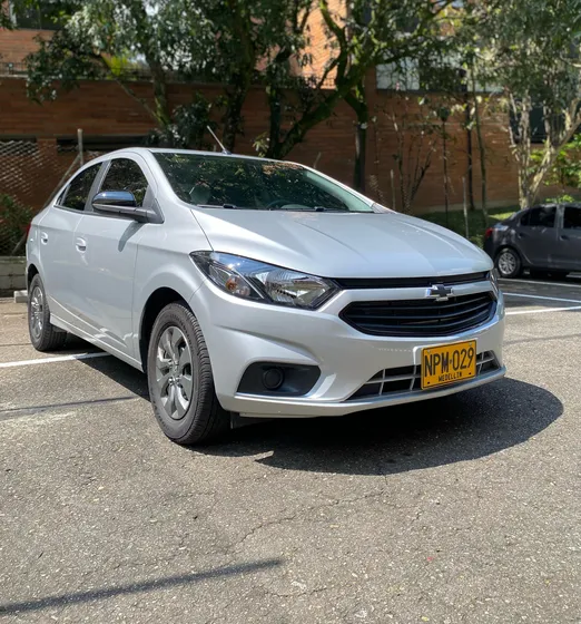 Chevrolet Joy Sedán 1.4 Lt