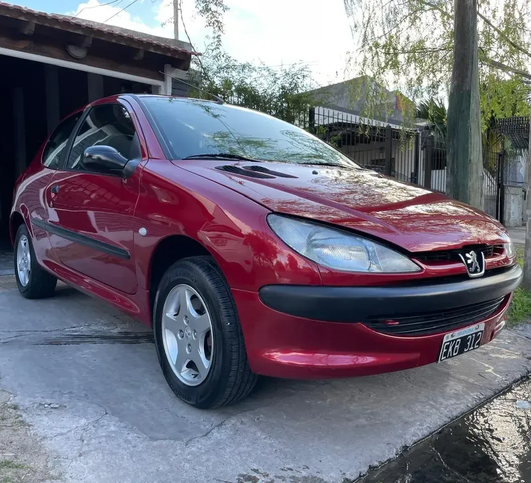 Peugeot 206 1.6 Xr Premium