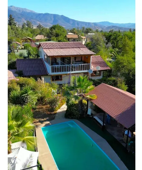 Finster Vende Inversión Ideal En Olmué: Casa Con Grandes Esp