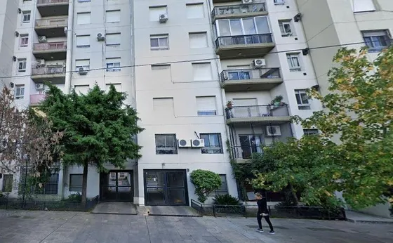 Cochera En Venta - 12 Mts2 - Parque Avellaneda