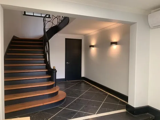 Preciosa Casa Comercial Con Oficinas Impecables Y ...
