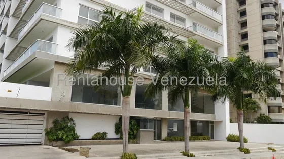 Espectacular Apartamento Es Un Lienzo En Blanco, Una Oportunidad Única De Vivir En Un Conjunto Residencial En Exclusiva Zona Del Este De Barquisimeto