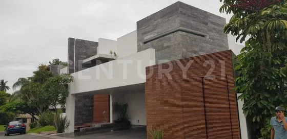 Residencia En Venta, Real Las Quintas.