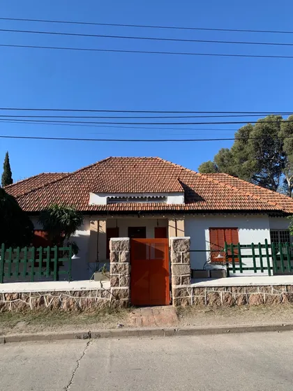 Venta Fondo De Comercio  Restaurant, Talleres Y Departament