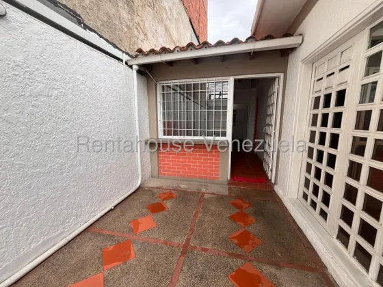 Milagros Inmuebles Local Alquiler Barquisimeto Lara Zona Este Nueva Segovia Economica Comercial Economico Código Inmobiliaria Rent-a-house  25-23513