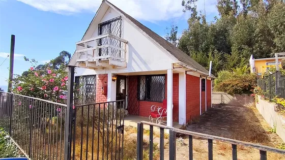 Casa En Venta De 3 Dorm. En Puchuncaví