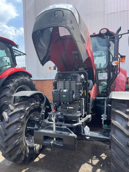 Tractor Agrícola Case Farmall 110m 