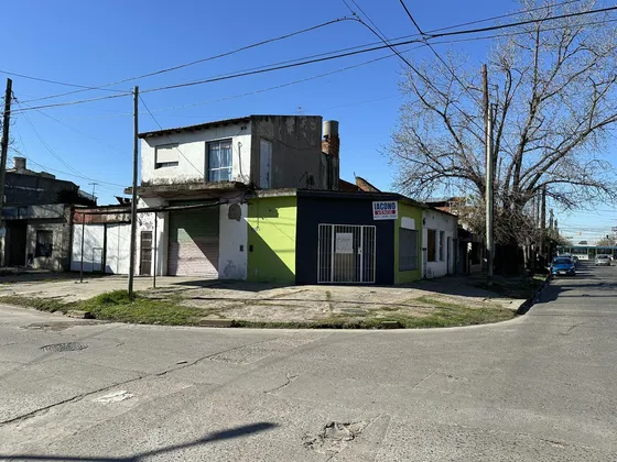 Venta - Locales + Terreno + Departamento