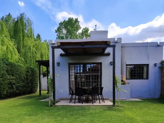 Chacras De Coria - Entre Uvas Y Siestas - Casas Con Jardín