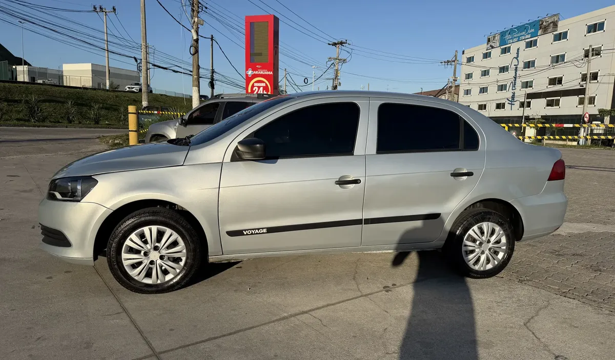 Volkswagen Voyage 2015 1.0 Comfortline Total Flex 4p — foto 10