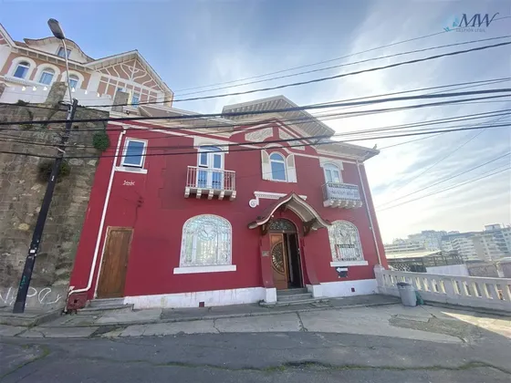 Casona Hotel De 10 Habit. En Cerro Castillo - Viña Del Mar
