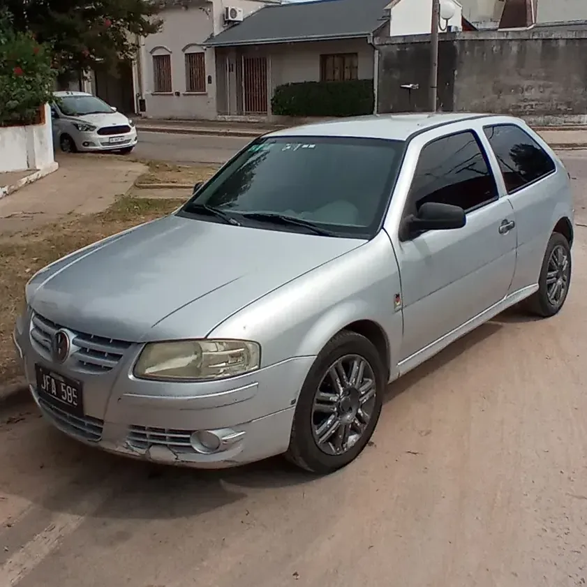 Volkswagen Gol 1.6 I Power 701