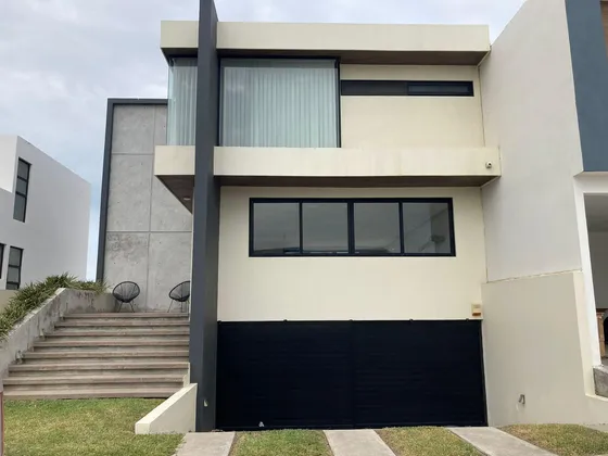 Punta Tiburón Casa En Venta Con Paneles Solares 3 Recamaras Y Cuarto De Juego/estudio Grande, Cto Servicio