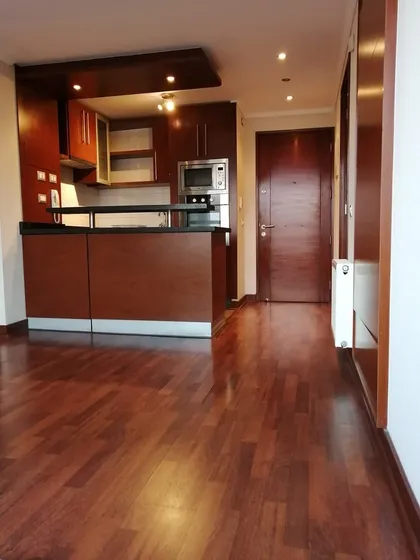 Departamento 1 D / 1 B A Pasos De Alto Las Condes