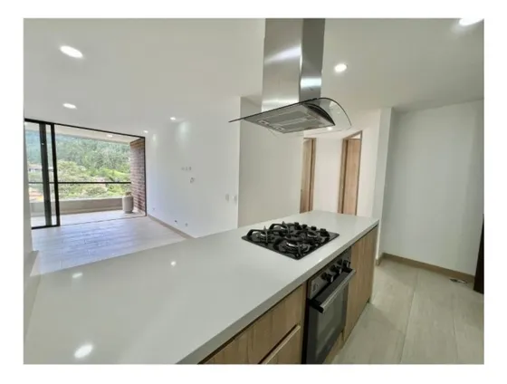 Rhbr-13414 Apto Piso 4 El Retiro, Macedonia