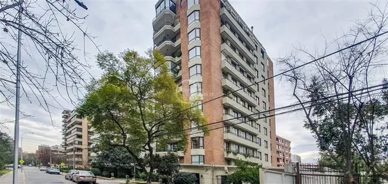 Arriendo Depto. 4 Dormit. 3b/1est. Club Providencia. Pocuro