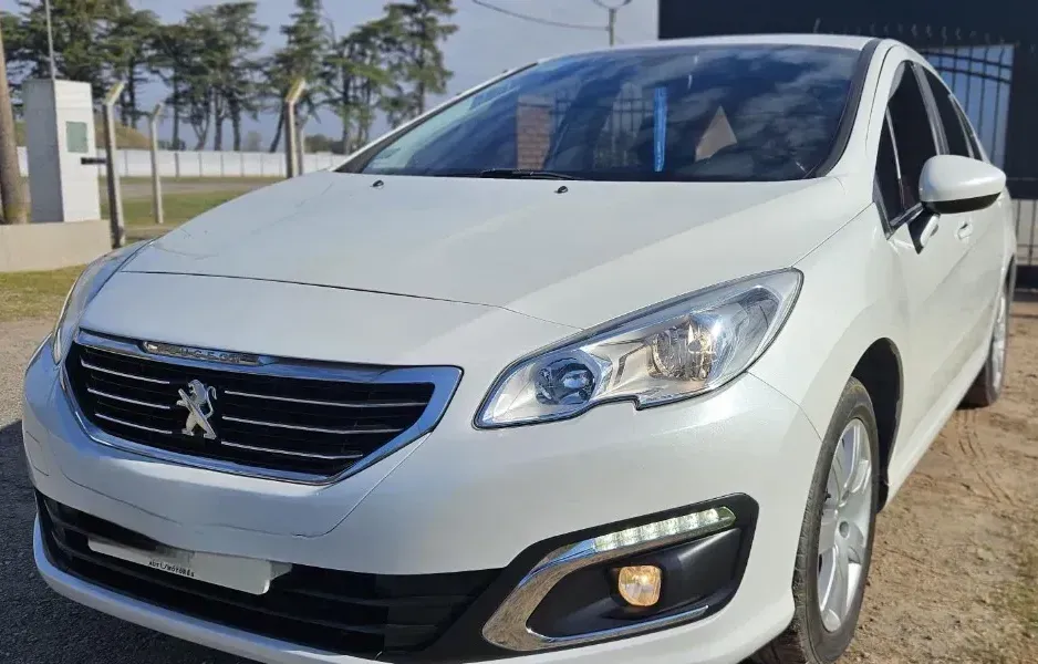 Peugeot 408 2.0 Allure 143cv