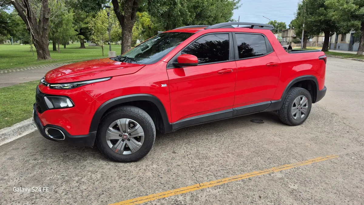 Fiat Toro 1.8 Freedom 4X2 AT560397101355520004