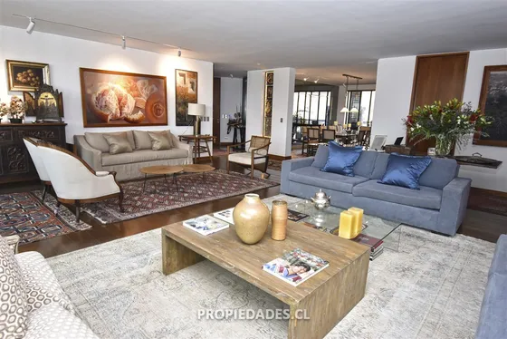 Departamento En Venta De 2 Dorm. En Vitacura
