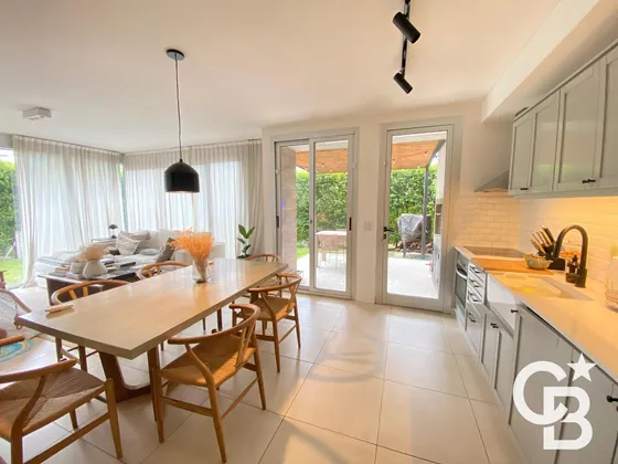 Venta Departamento 3 Amb Pb C/jardín Y Cochera - Vilahaus