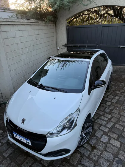 Peugeot 208 1.6 Gt Thp