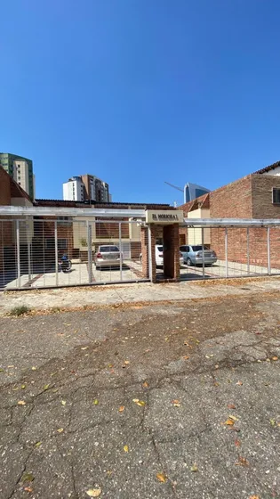 Townhouse  En Venta  Urbanización El Bosque  Doble Anillo De Seguridad