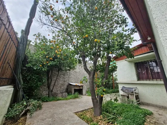 Casa En Venta De 4 Dorm